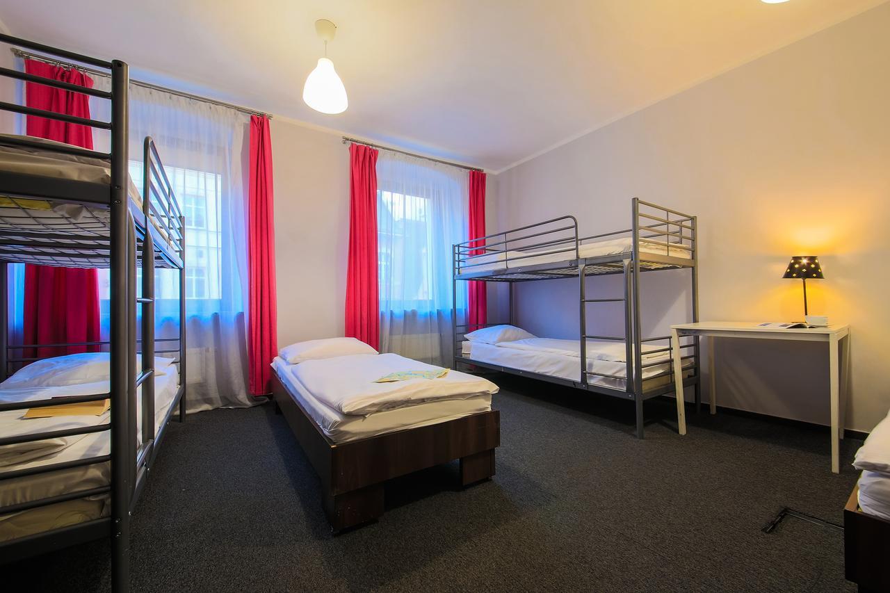 Glow Hostel Wroclaw Bilik gambar
