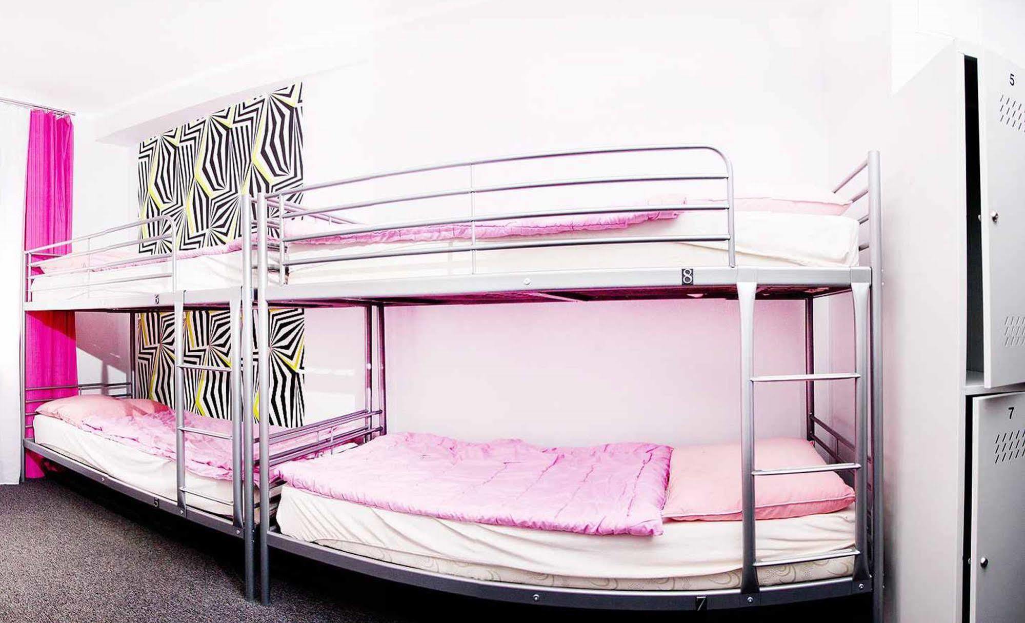 Glow Hostel Wroclaw Luaran gambar