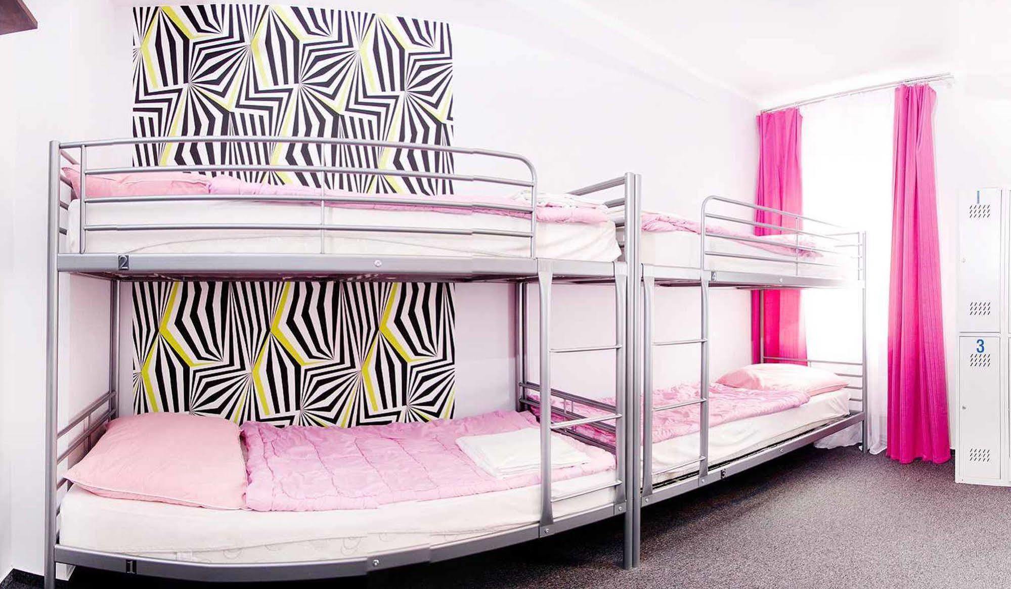 Glow Hostel Wroclaw Luaran gambar